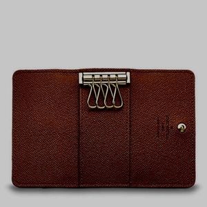 LV 4 KEY HOLDER !